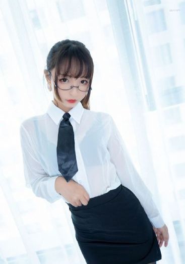 电视剧《他是谁》