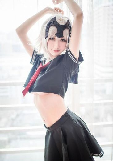 八乃翼被夫上司侵犯在线