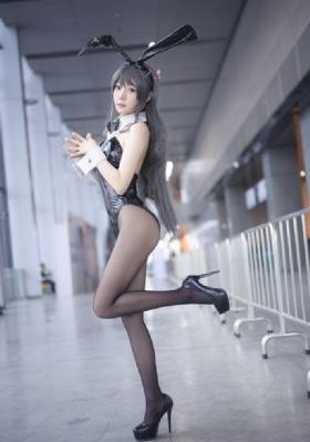一女多男3根一起进去