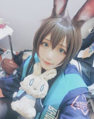 岳女4人共侍一夫免费视频